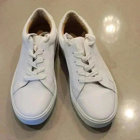Steve Madden Shoes - Steve Madden Toliver White Tennis Shoes Sneakers 7.5